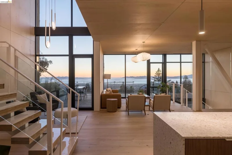 1136 Keith Ave, Berkeley, CA 94708