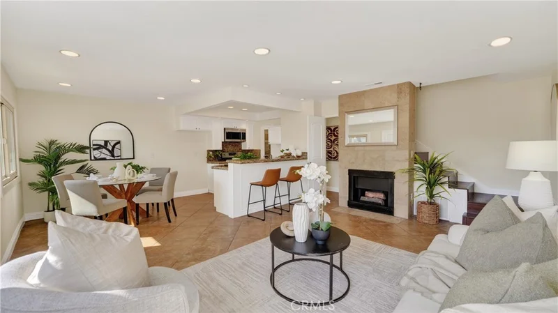 18728 Del Rio Place 2, Cerritos, CA 90703