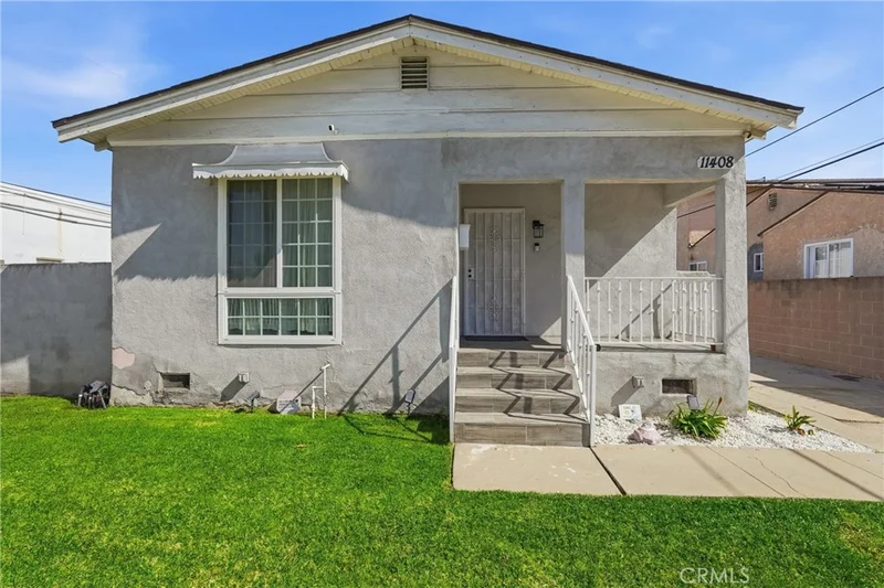 11408 Birch, Hawthorne, CA 90250