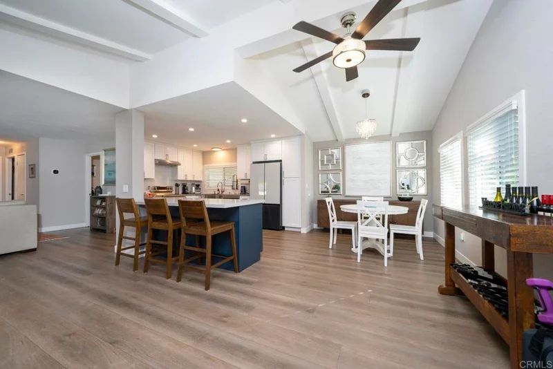 8975 Lawrence Welk Dr 314, Escondido, CA 92026