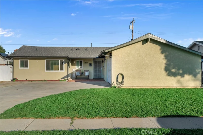 7800 La Corona, Buena Park, CA 90620