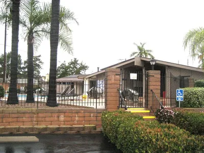 1175 La Moree Road 33 photo 2