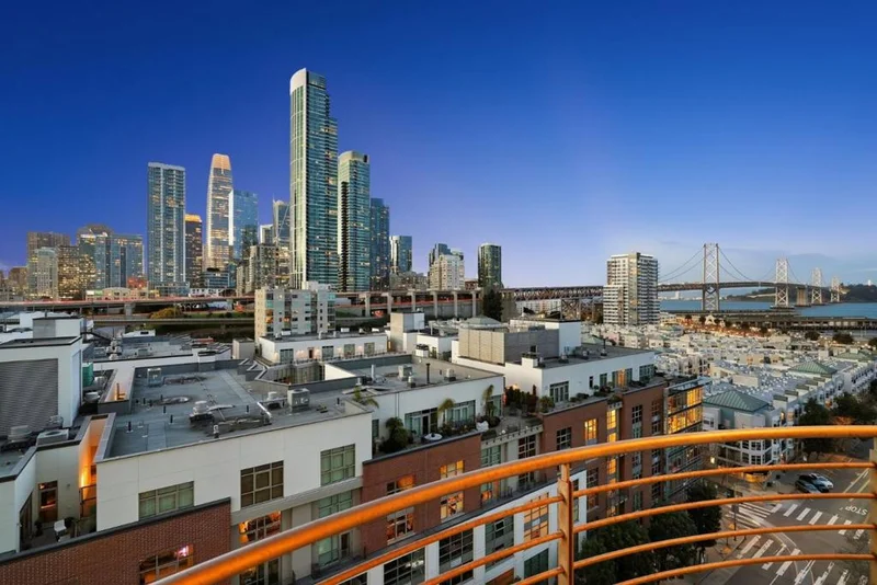 219 Brannan Street 12B, San Francisco, CA 94107