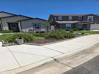 1583 Seneca Drive photo 2