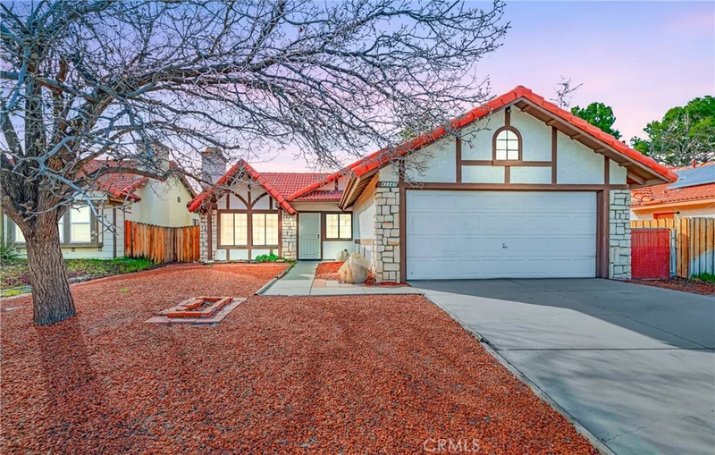 43247 Echard, Lancaster, CA 93536