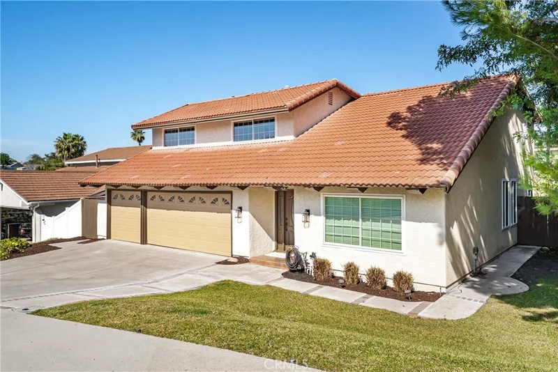 26885 Pueblonuevo, Mission Viejo, CA 92691