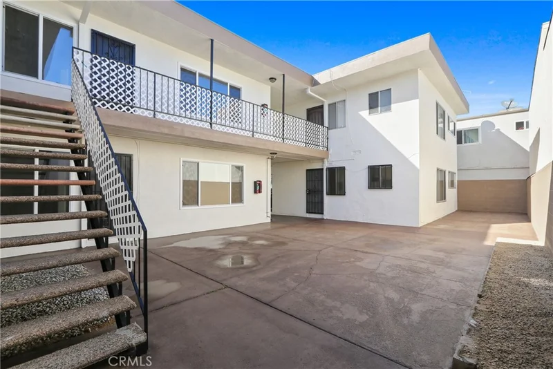 10730 Burin, Inglewood, CA 90304