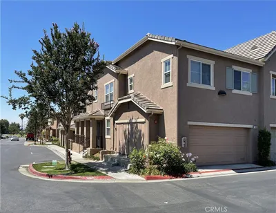1488 Springfield Way photo 2