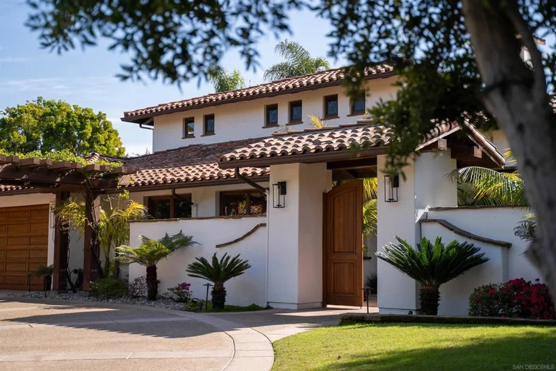 4631 Rancho Laguna Bend, San Diego, CA 92130