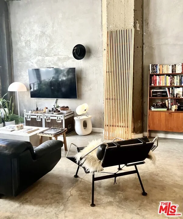 711 Olive, Los Angeles, CA 90014