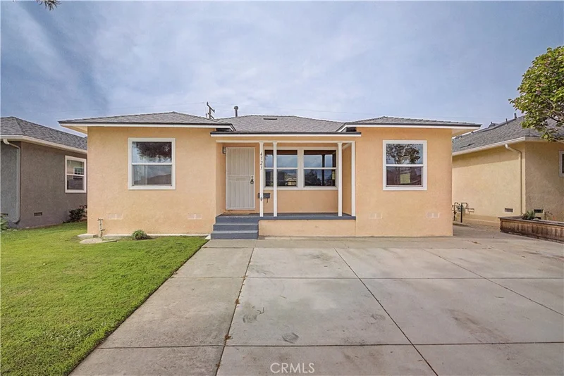 4523 Knoxville, Lakewood, CA 90713