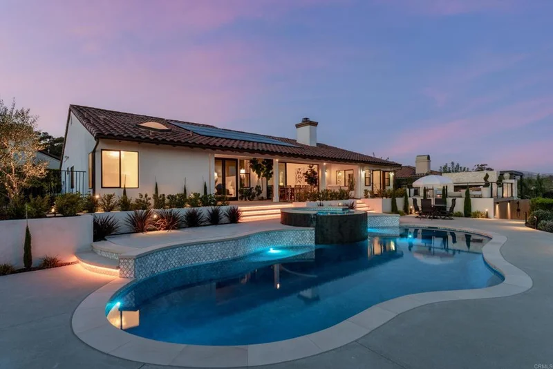 905 Olive Crest Drive, Encinitas, CA 92024