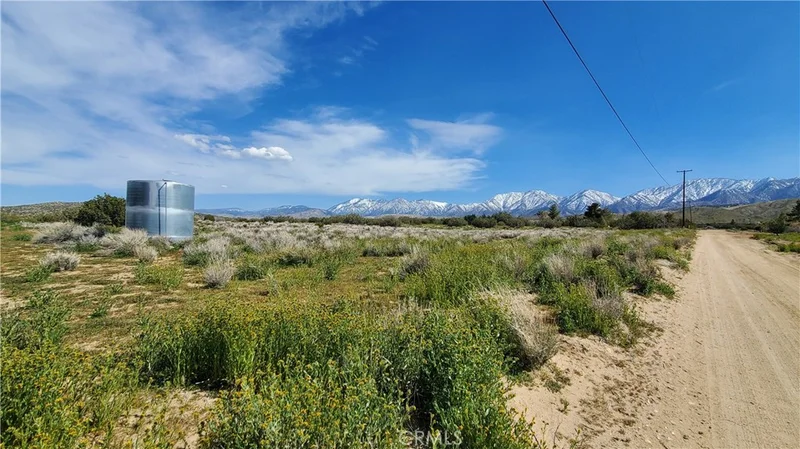 0 123rd St East Near Ave X8, Juniper Hills, CA 93553