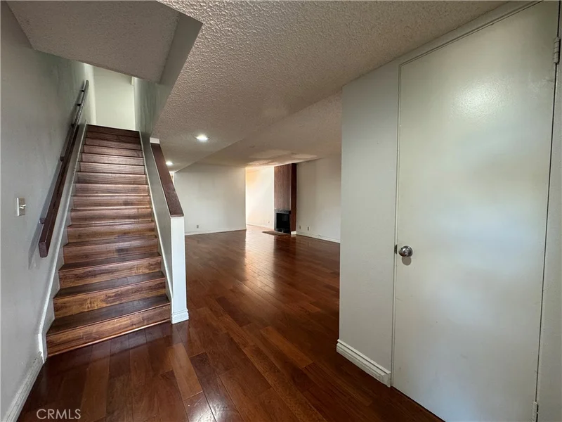 Photo 2 of 402 S Garfield Avenue 15