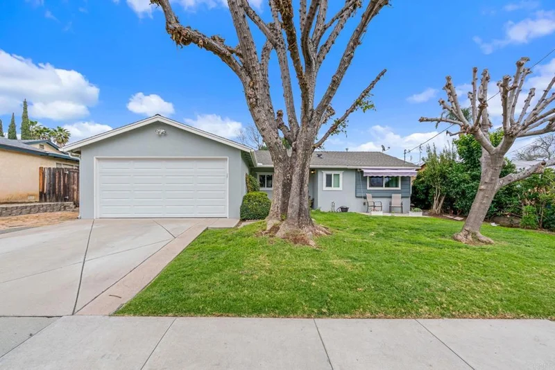 1250 N Ivy Street, Escondido, CA 92026
