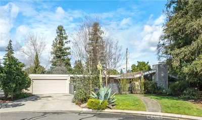 1264 W Celeste photo 2