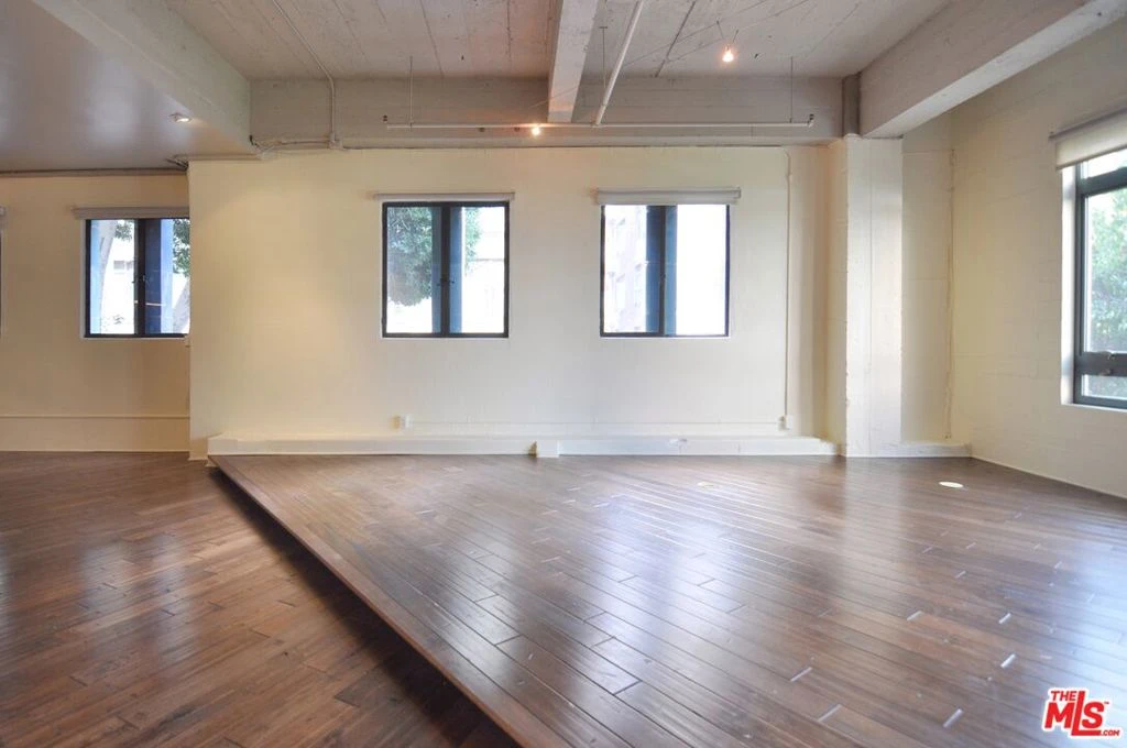 Interior 3