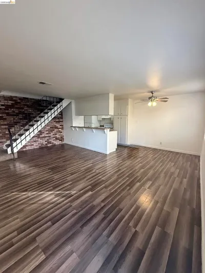 2108 Lemontree Way 3 photo 2