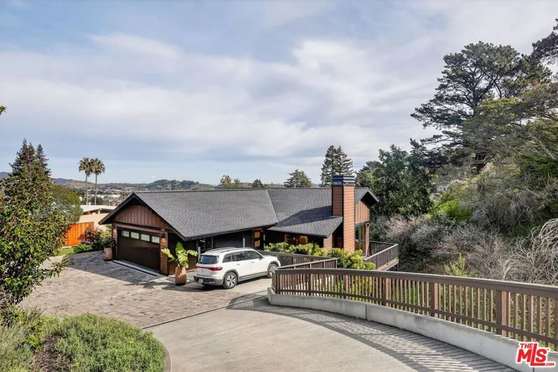 502 Chapman Drive