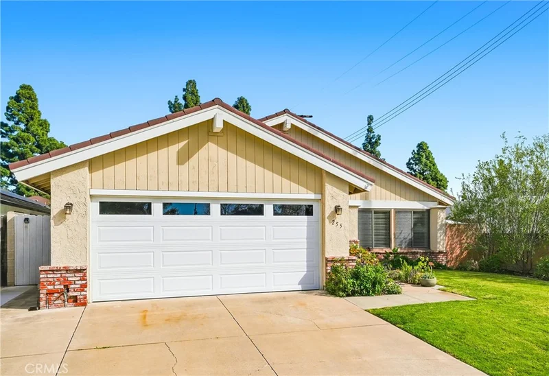 255 Waverly, Orange, CA 92866