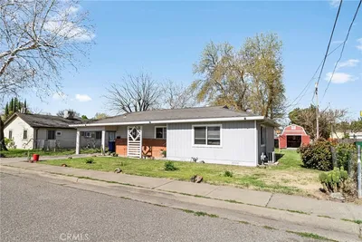40 Sandy Way photo 2