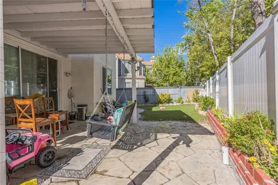 18641 Nathan Hill photo 2