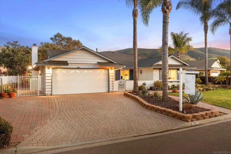 985 San Pablo Dr