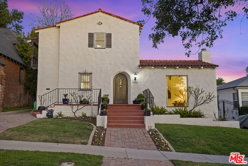 1238 Isabel, Glendale, CA 91207