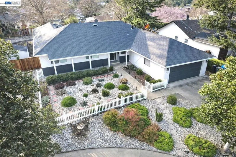 123 Kelobra Ct, Walnut Creek, CA 94598