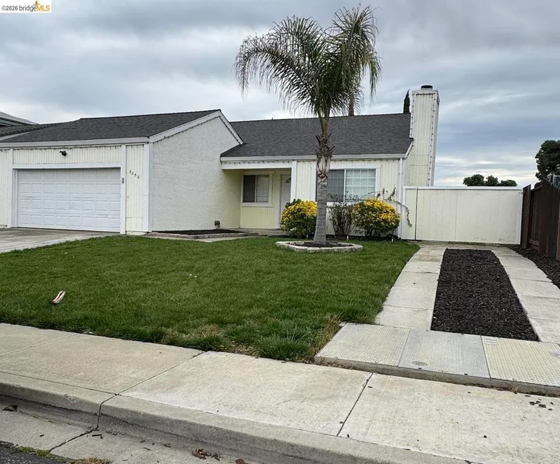 Photo 2 of 5250 Riverlake Rd