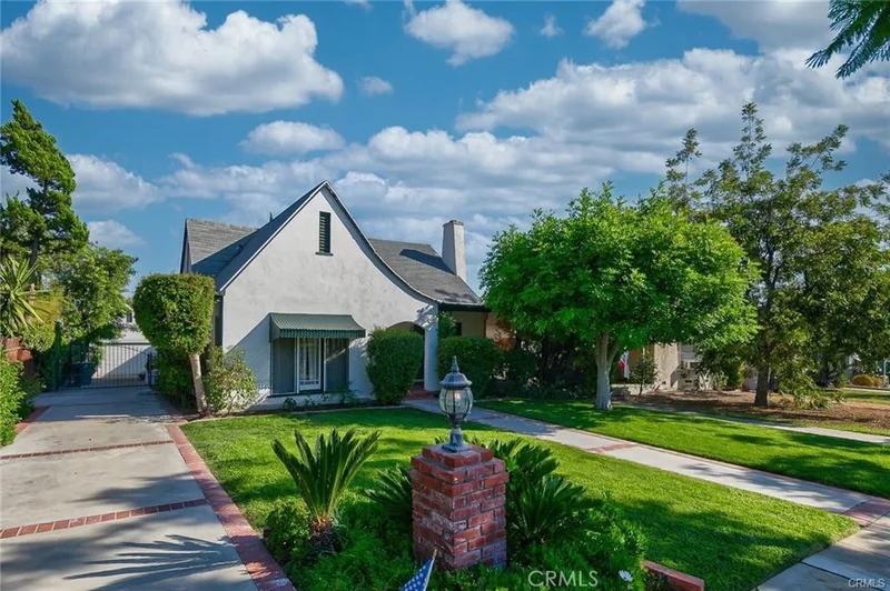 1042 Tujunga, Burbank, CA 91501