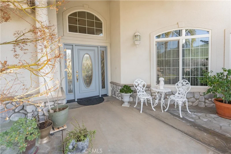 Photo 2 of 16404 Wardlaw Drive