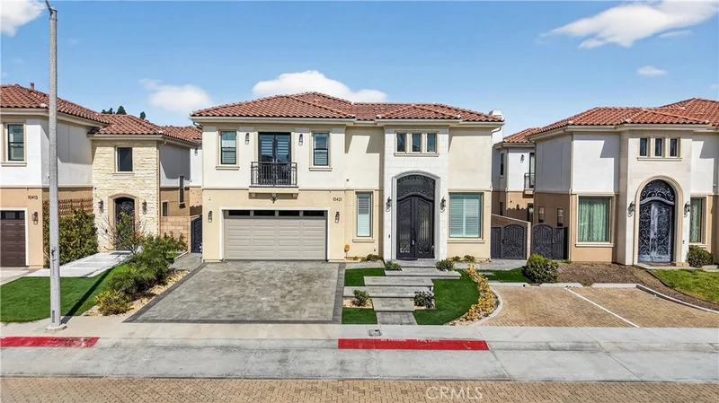 10421 Saint Anna Place, Fountain Valley, CA 92708