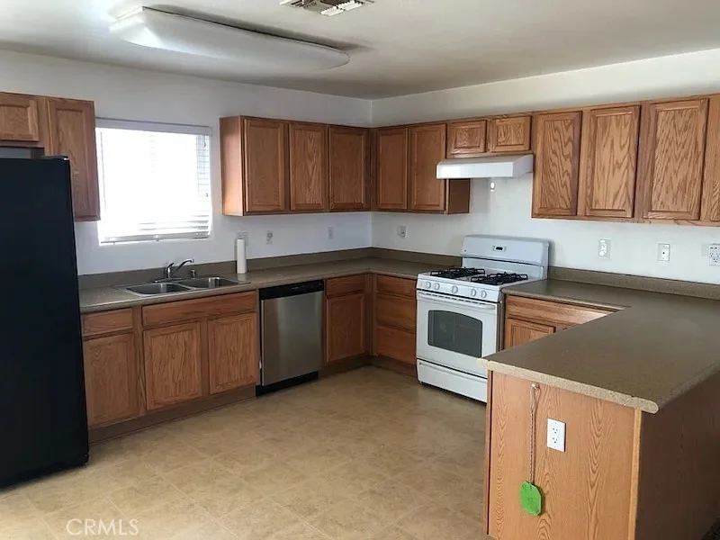 73590 Sunnyslope 4 photo 2