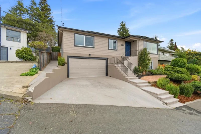 4198 Huntington Street, Oakland, CA 94619