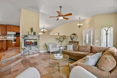 1460 Orpheus Avenue photo 2