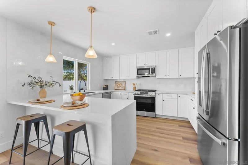 5219 Gaylord Dr, San Diego, CA 92117