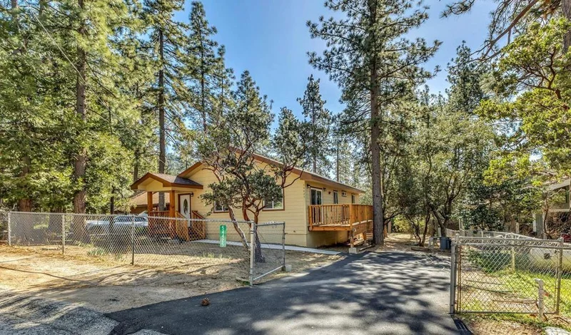 54425 Live Oak, Idyllwild, CA 92549