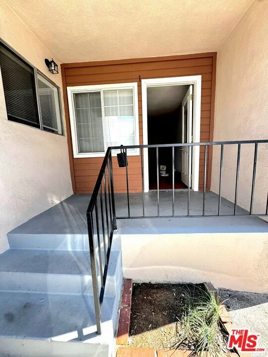 3055 Foothill Boulevard 9 photo 2