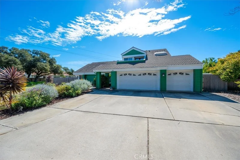 892 Onstott, Lompoc, CA 93436