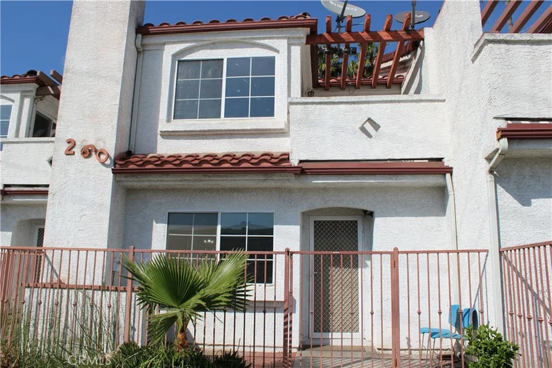 260 E Beverly Boulevard C photo 2