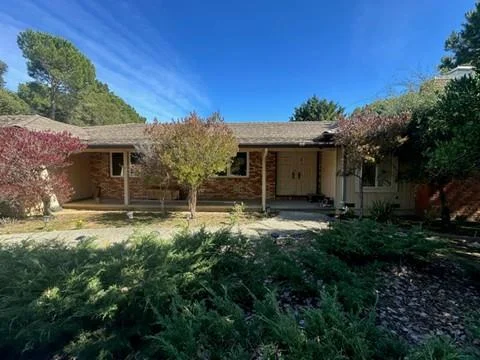 30 Inverness Way, Hillsborough, CA 94010
