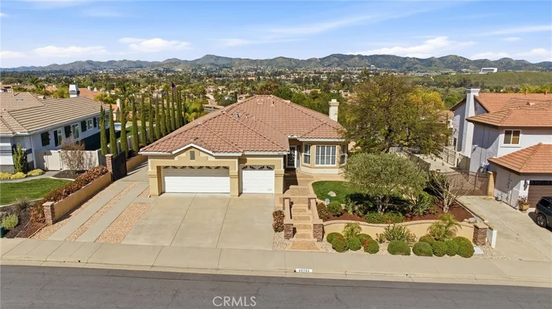 42715 Mountain Shadow Road, Murrieta, CA 92562