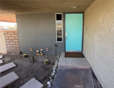1457 Sunflower Circle N photo 2