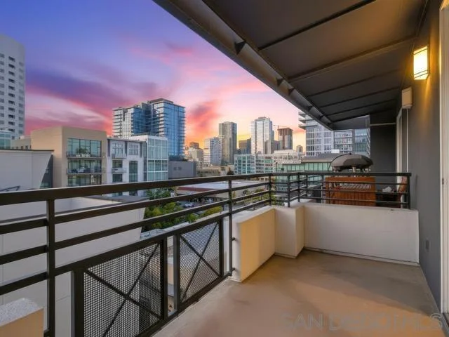 550 Park Blvd 2601, San Diego, CA 92101