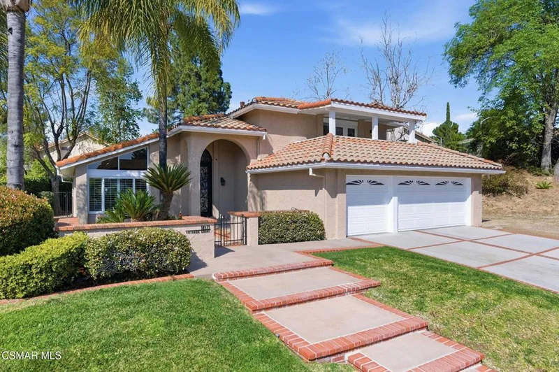 18525 Entrada, Porter Ranch, CA 91326