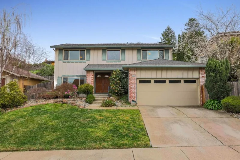 25638 West Camino Vista, Hayward, CA 94541