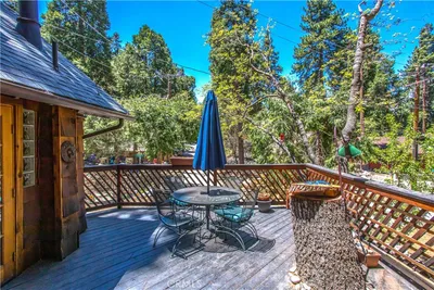 9323 Cedar Dr. photo 2