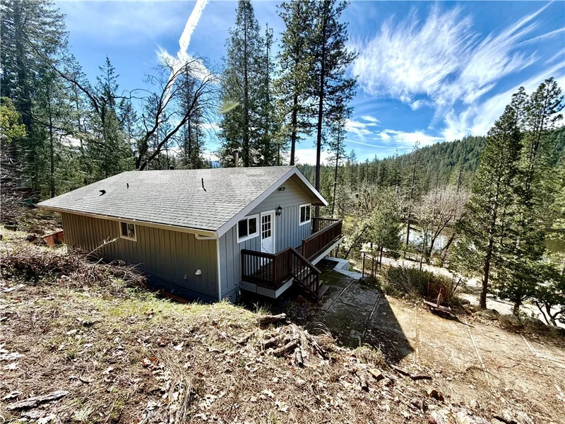 12236 Western Pine, Loch Lomond, CA 95461