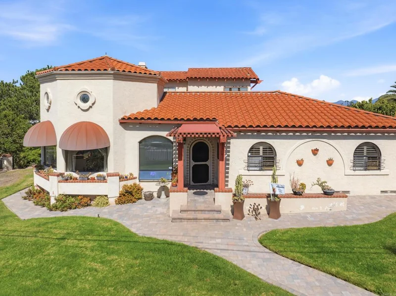 4557 Mayapan Drive, La Mesa, CA 91941